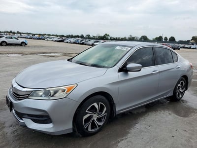 1HGCR2F36HA****** 2017 Honda Accord