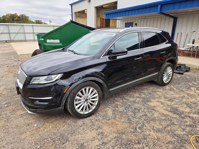 5LMCJ1D94KU****** 2019 Lincoln MKC