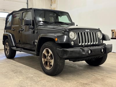 1C4BJWEG5HL****** 2017 Jeep Wrangler