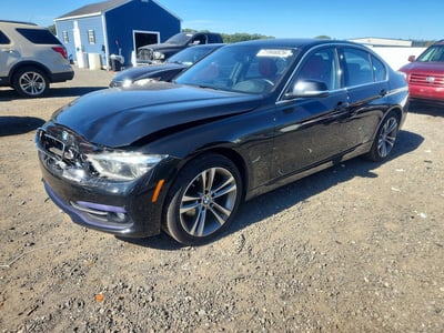 WBA8D9G58JN****** 2018 BMW 3 Series