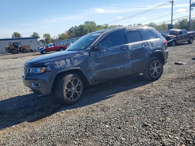 1C4RJFBG2JC****** 2018 Jeep Grand Cherokee