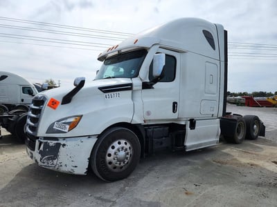 1FUJHHDV0ML****** 2021 Freightliner Cascadia 126