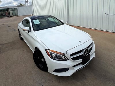 WDDWJ4JB2HF****** 2017 Mercedes-Benz C-Class