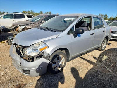 3N1CC1AP2BL****** 2011 Nissan Versa