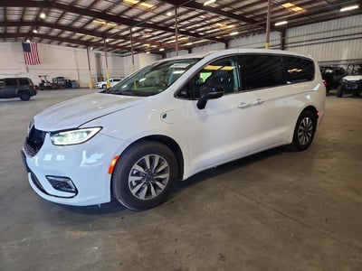 2C4RC1S78RR****** 2024 Chrysler Pacifica Hybrid
