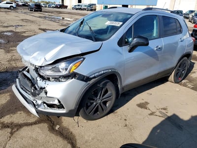 3GNCJPSB1JL****** 2018 Chevrolet Trax