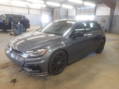 WVWVF7AU0JW****** 2018 Volkswagen Golf R