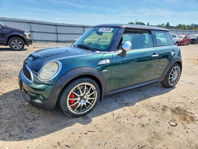 WMWMF73539T****** 2009 MINI Cooper