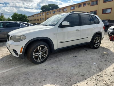 5UXZV8C51CL****** 2012 BMW X5
