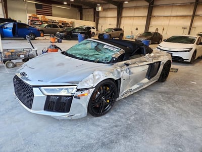 WUAVACFXXH7****** 2017 Audi R8