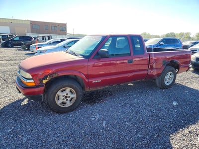1GCDT19W228****** 2002 Chevrolet S-10