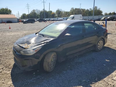 3KPA24AB0JE****** 2018 Kia Rio