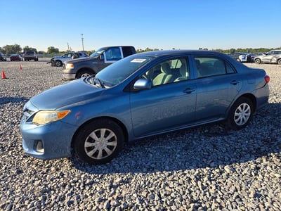 5YFBU4EE3DP****** 2013 Toyota Corolla
