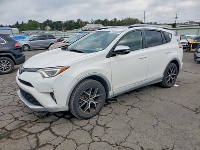 JTMJFREV3GJ****** 2016 Toyota RAV4