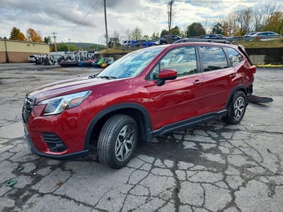 JF2SKAEC2NH****** 2022 Subaru Forester