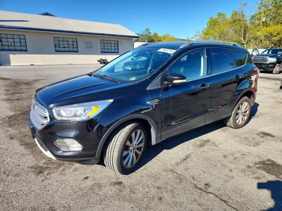 1FMCU9J93HU****** 2017 Ford Escape