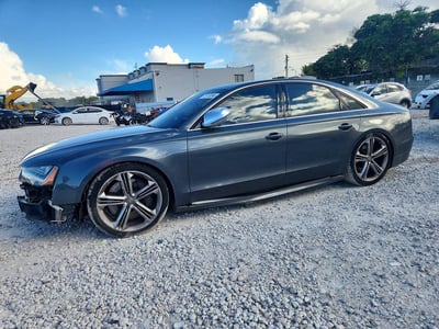 WAUD2AFD4DN****** 2013 Audi S8