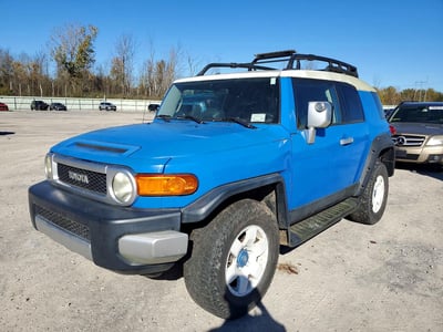 JTEBU11FX70****** 2007 Toyota FJ Cruiser