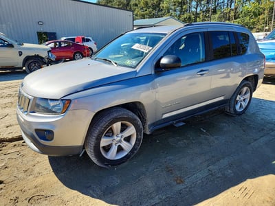 1C4NJDBB9GD****** 2016 Jeep Compass
