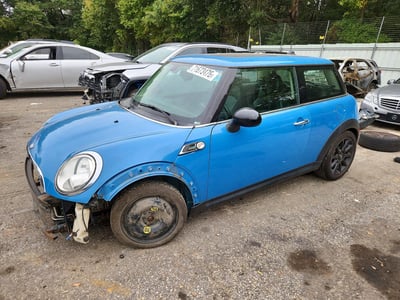 WMWSU3C58DT****** 2013 MINI Hardtop