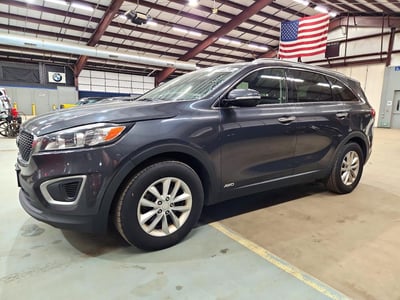 5XYPGDA30GG****** 2016 Kia Sorento