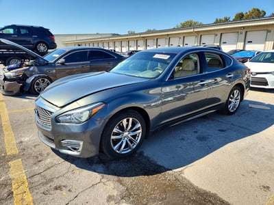 JN1BY1APXFM****** 2015 Infiniti Q70