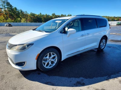 2C4RC1EG9HR****** 2017 Chrysler Pacifica