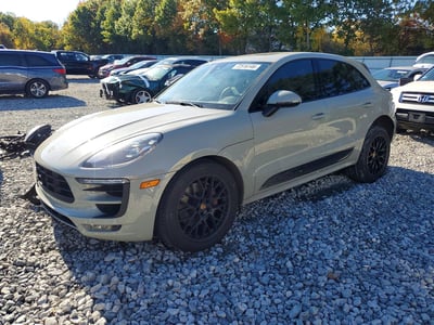 WP1AG2A5XJL****** 2018 Porsche Macan