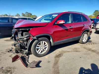 5XYKT3A62FG****** 2015 Kia Sorento