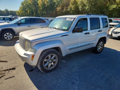 1C4PJMAK4CW****** 2012 Jeep Liberty
