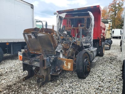 1NKBHJ8X4FJ****** 2015 Kenworth T400