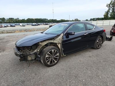 1HGCT1B74HA****** 2017 Honda Accord