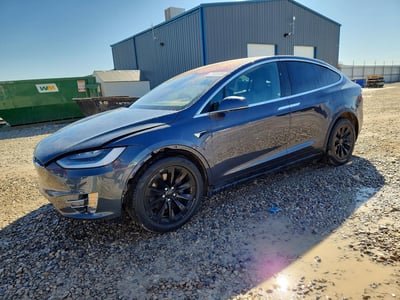 5YJXCAE2XLF****** 2020 Tesla Model X