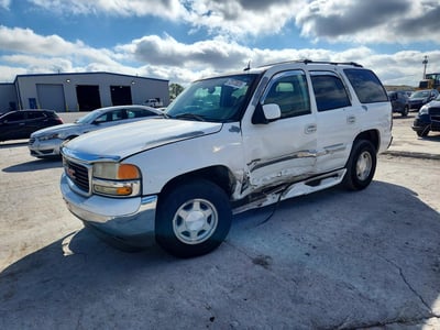 1GKEC13V15R****** 2005 GMC Yukon