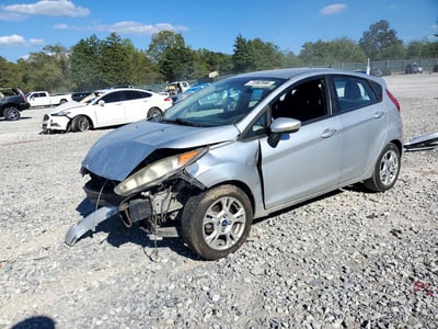 3FADP4EJ0FM****** 2015 Ford Fiesta