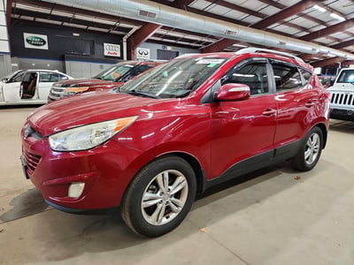 KM8JUCAC2CU****** 2012 Hyundai Tucson