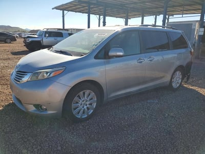 5TDDK3DC2FS****** 2015 Toyota Sienna
