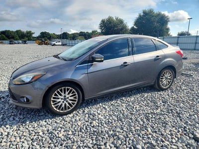 1FADP3J24DL****** 2013 Ford Focus