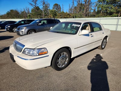 1LNHM81WX7Y****** 2007 Lincoln Town Car