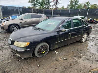 KMHFC46F37A****** 2007 Hyundai Azera