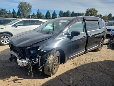 2C4RC1EG1HR****** 2017 Chrysler Pacifica