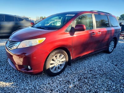 5TDDK3DC6BS****** 2011 Toyota Sienna