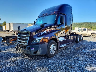 3AKJHHDR4PS****** 2023 Freightliner Cascadia 126