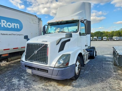 4V4N39TG3JN****** 2018 Volvo VNL