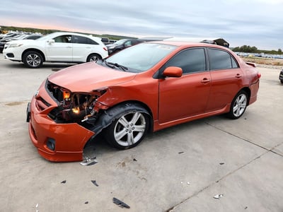 2T1BU4EE7DC****** 2013 Toyota Corolla