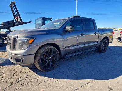 1N6AA1E68KN****** 2019 Nissan Titan