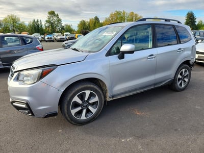 JF2SJAGC8JH****** 2018 Subaru Forester