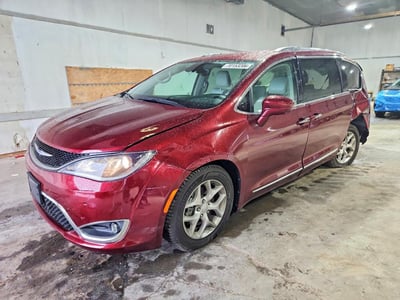 2C4RC1BG1KR****** 2019 Chrysler Pacifica