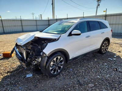 5XYPHDA53KG****** 2019 Kia Sorento