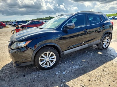 JN1BJ1CP7HW****** 2017 Nissan Rogue Sport